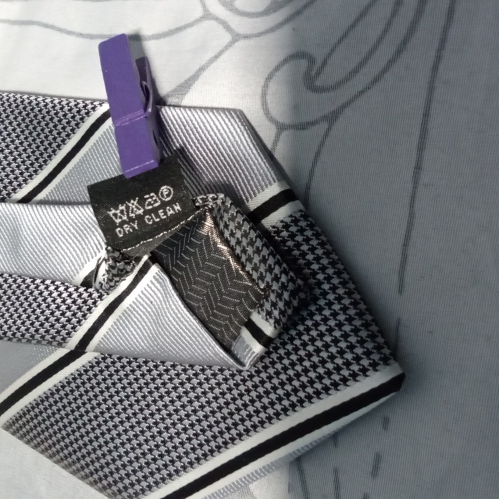 George multi patern tie - Picture 4 of 5